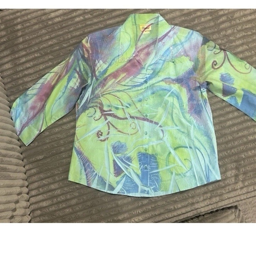Y2K Distinct Top Women's Medium Sublimation Art to Wear Button Up Collared Artsy